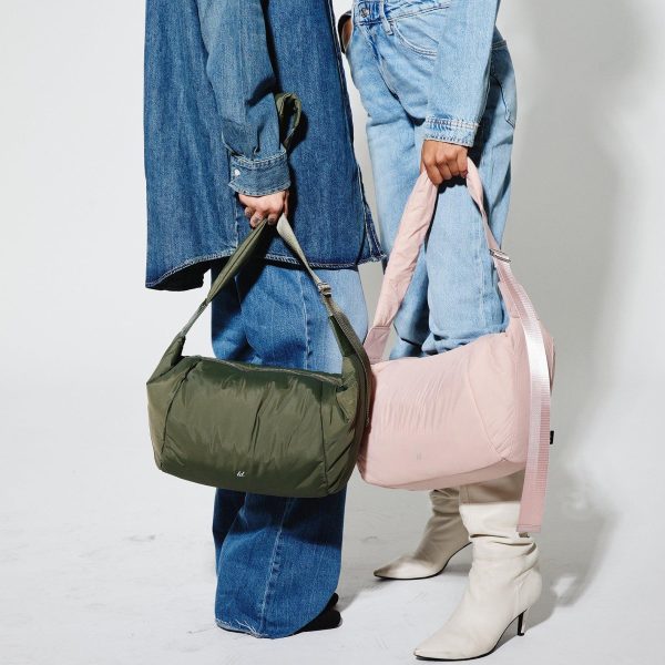 Fortune Puffer Crossbody Bag - Image 7